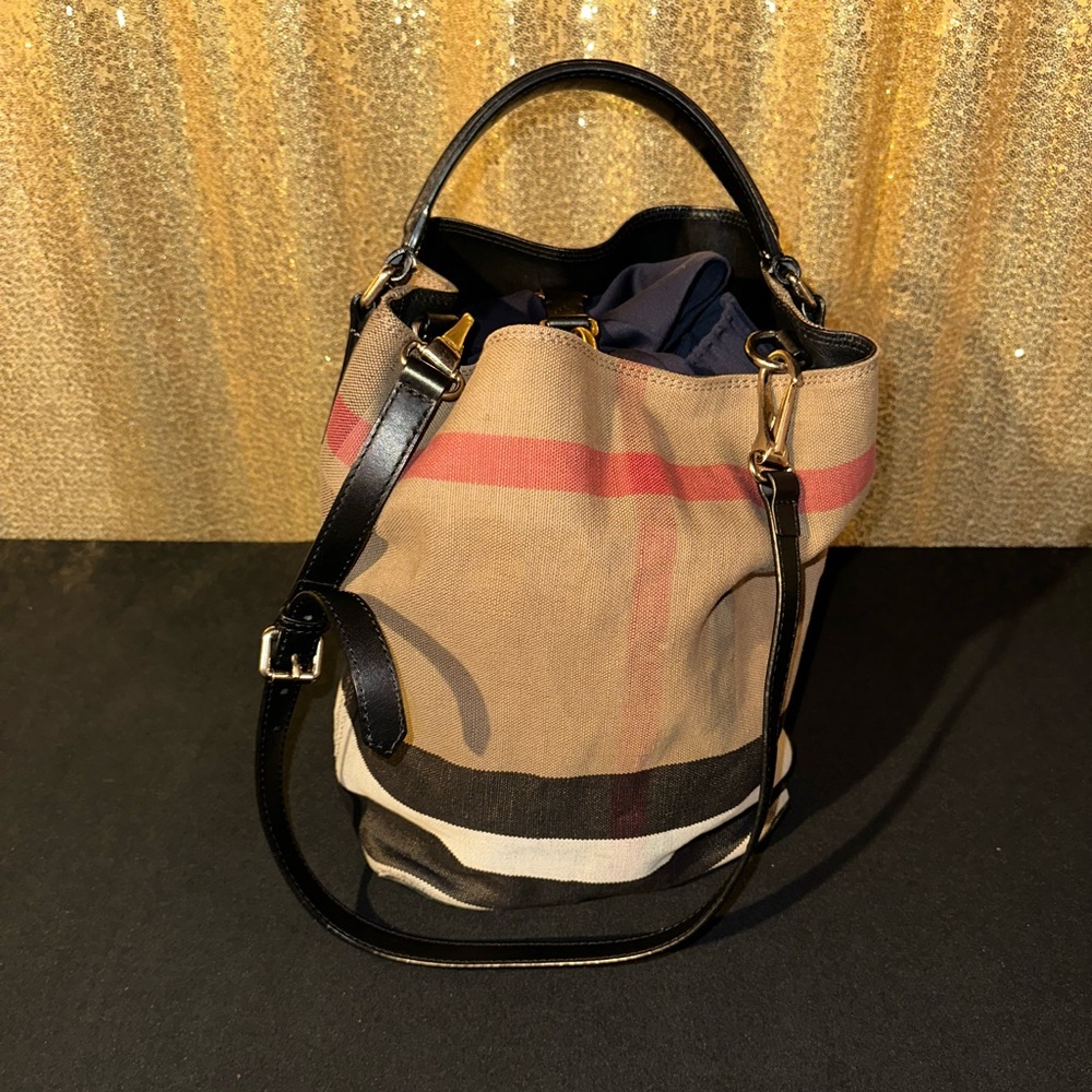 Burberry Purse